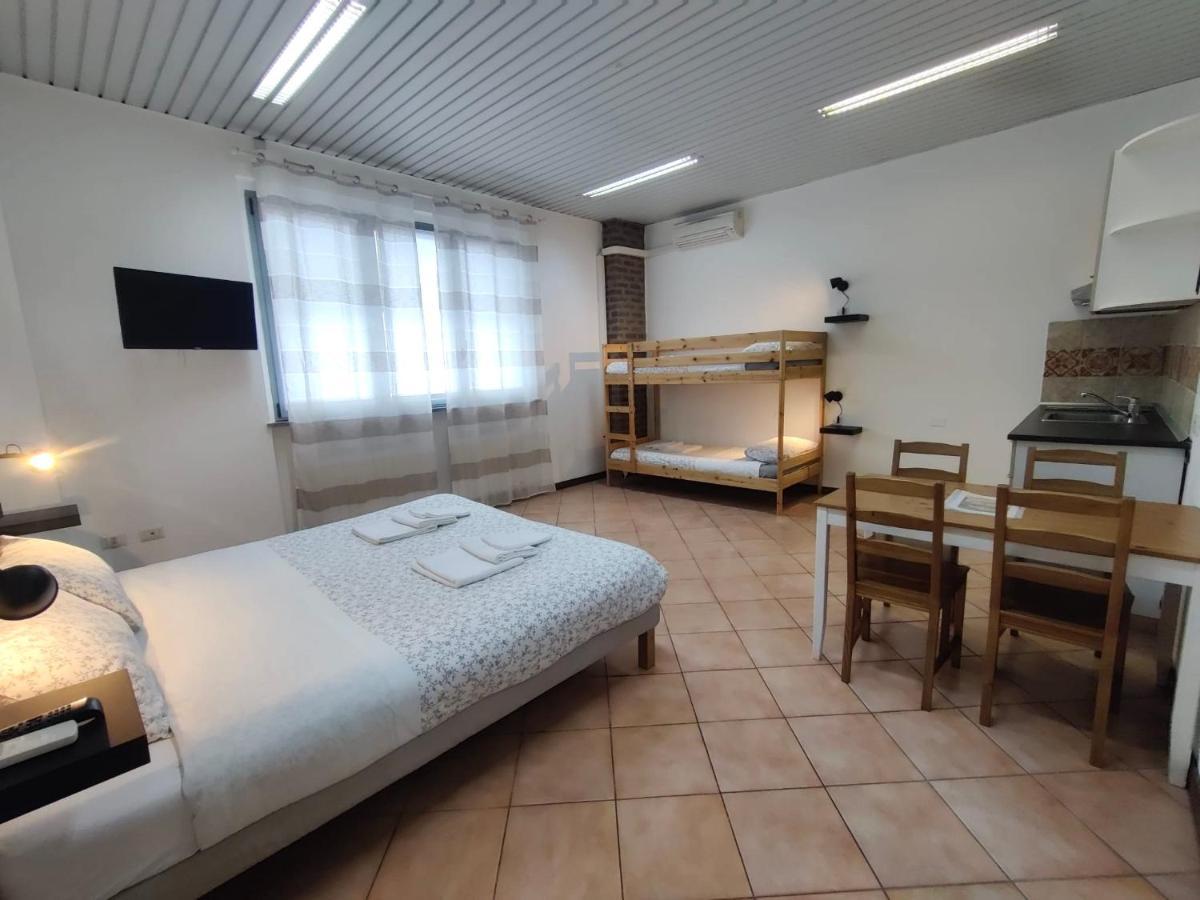 Cascina Bellaria Hostel Милано Екстериор снимка