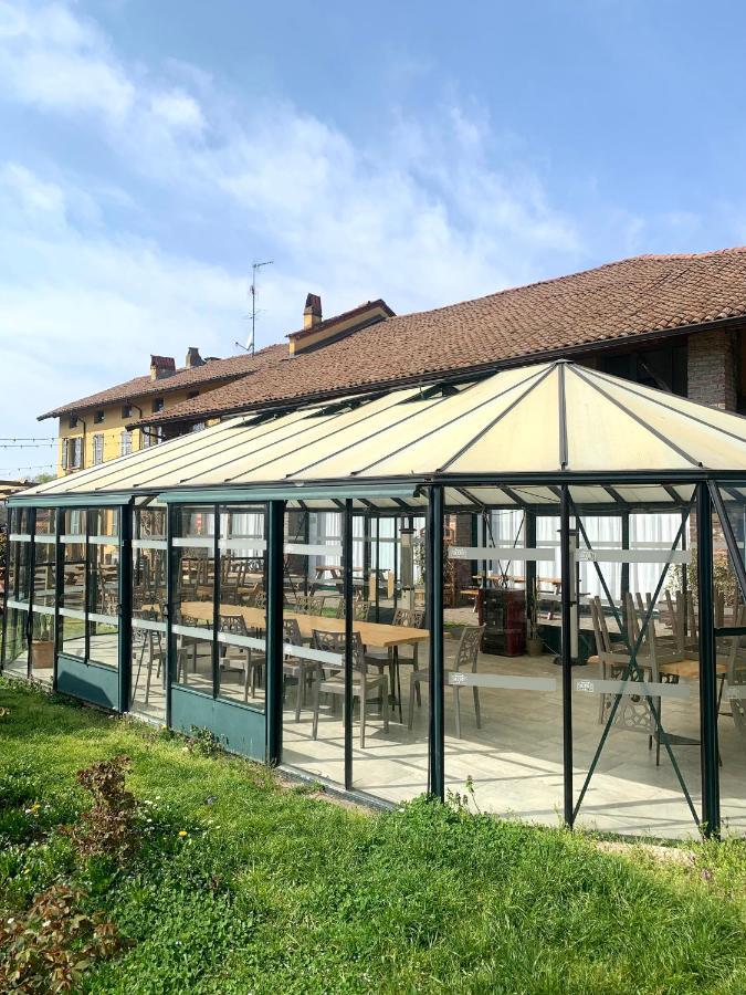 Cascina Bellaria Hostel Милано Екстериор снимка