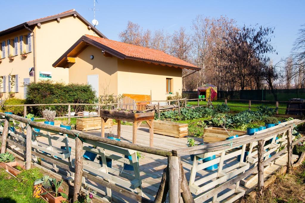 Cascina Bellaria Hostel Милано Екстериор снимка